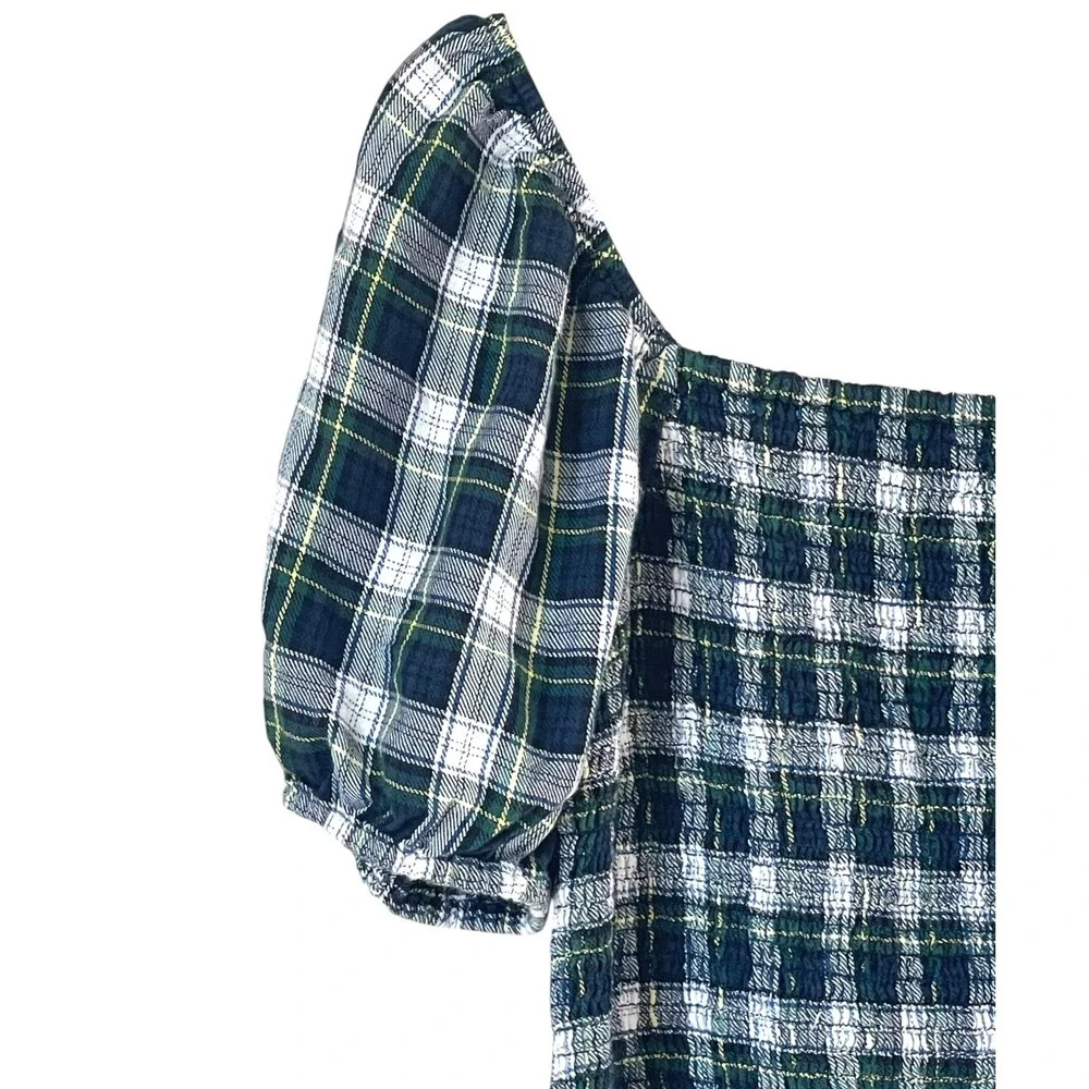 American Eagle Women Green Plaid Smocked Puff Sleeve Medium Crop Square Neck Top